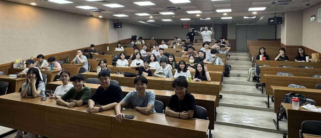 目前這張圖片沒有替代文字。檔案名稱: 迎新.avif