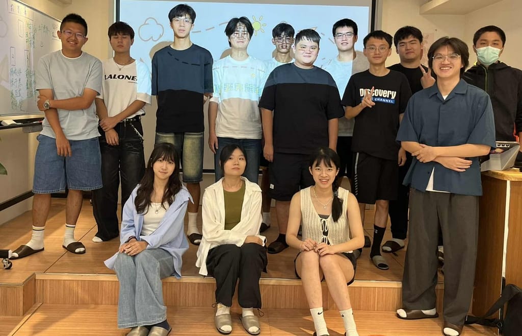 114 級中區新生茶會