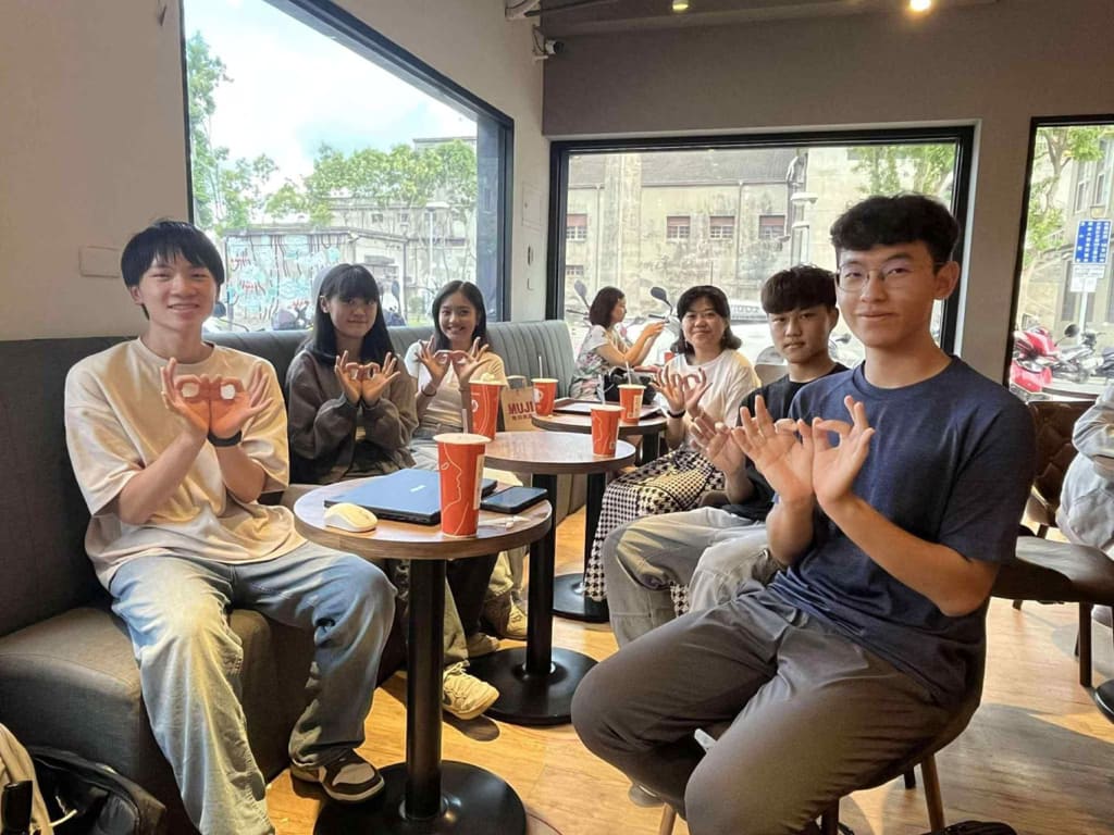 目前這張圖片沒有替代文字。檔案名稱: 東區迎新.avif